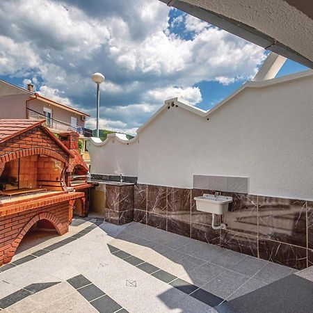 Stunning Apartment In Crikvenica With Wifi ภายนอก รูปภาพ