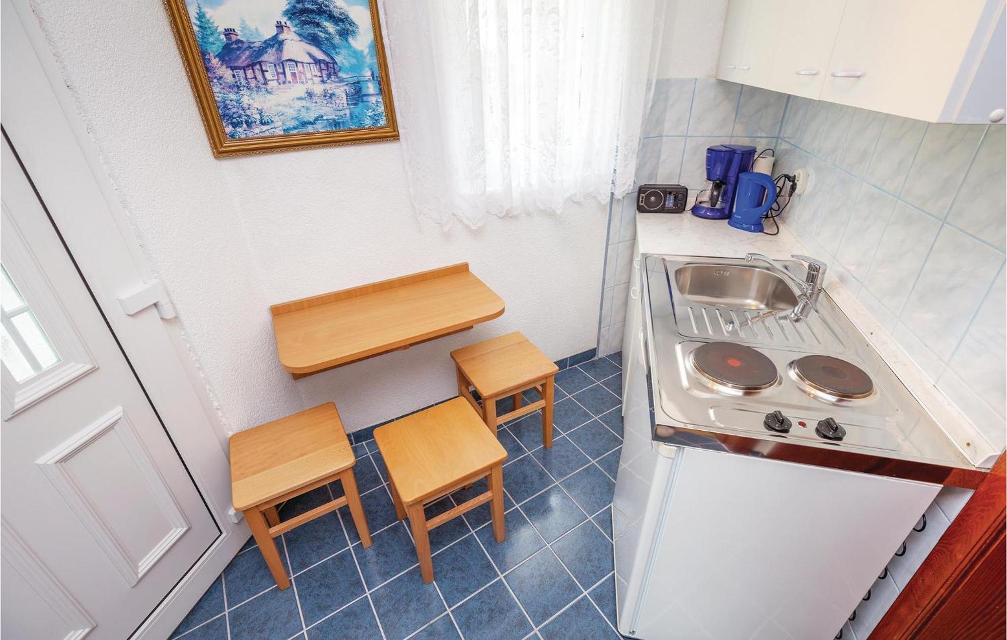 Stunning Apartment In Crikvenica With Wifi ภายนอก รูปภาพ