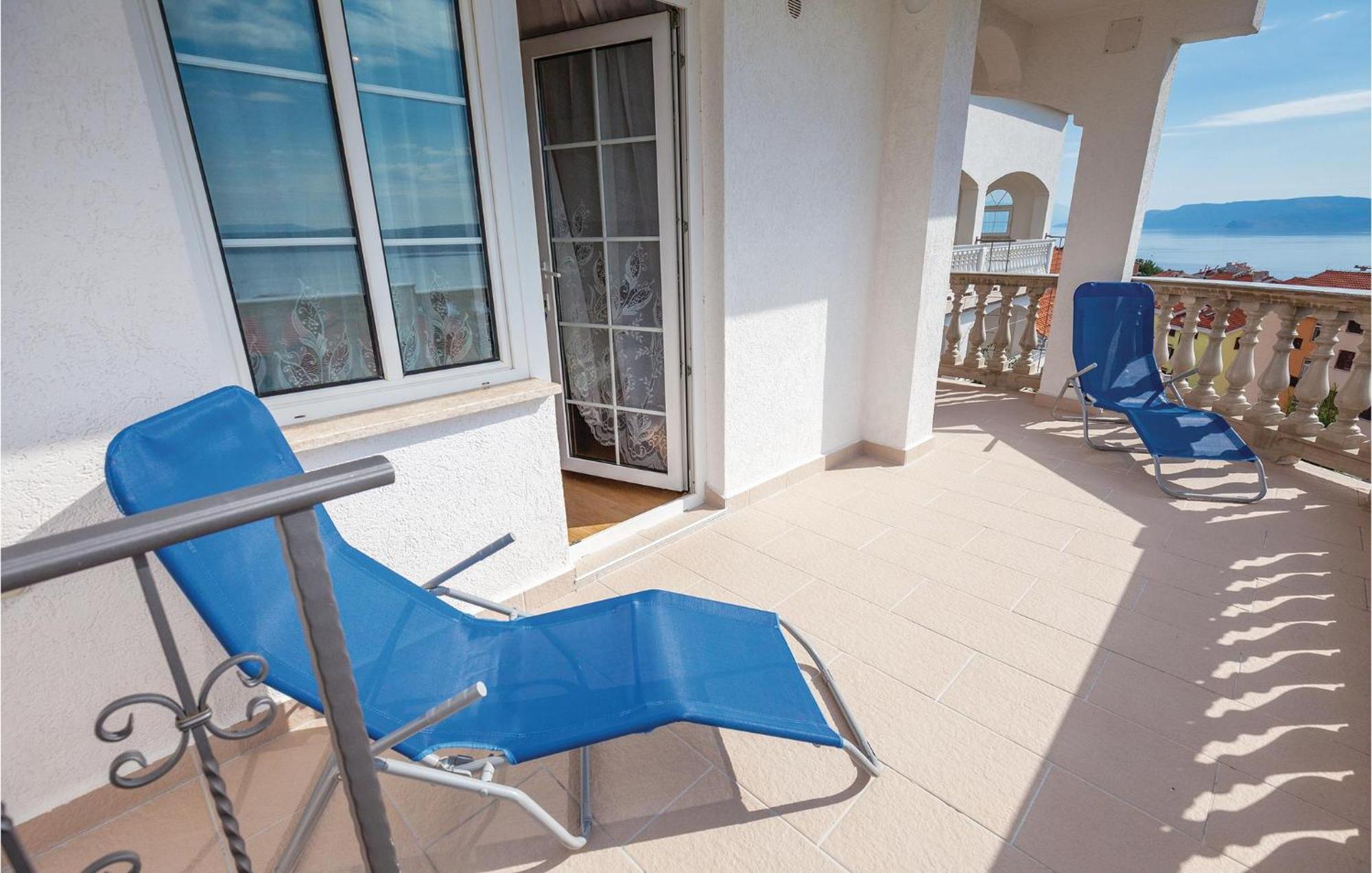 Stunning Apartment In Crikvenica With Wifi ภายนอก รูปภาพ